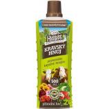 Skystas karvių mėšlas iš šeimininko