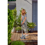 „Gardena“ akumuliatorinis daugiafunkcinis valymo įrenginys „AquaBrush Patio 03/18V P4A Solo“