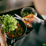 "Fiskars" virtuvės žirklės, 18 cm 1075051